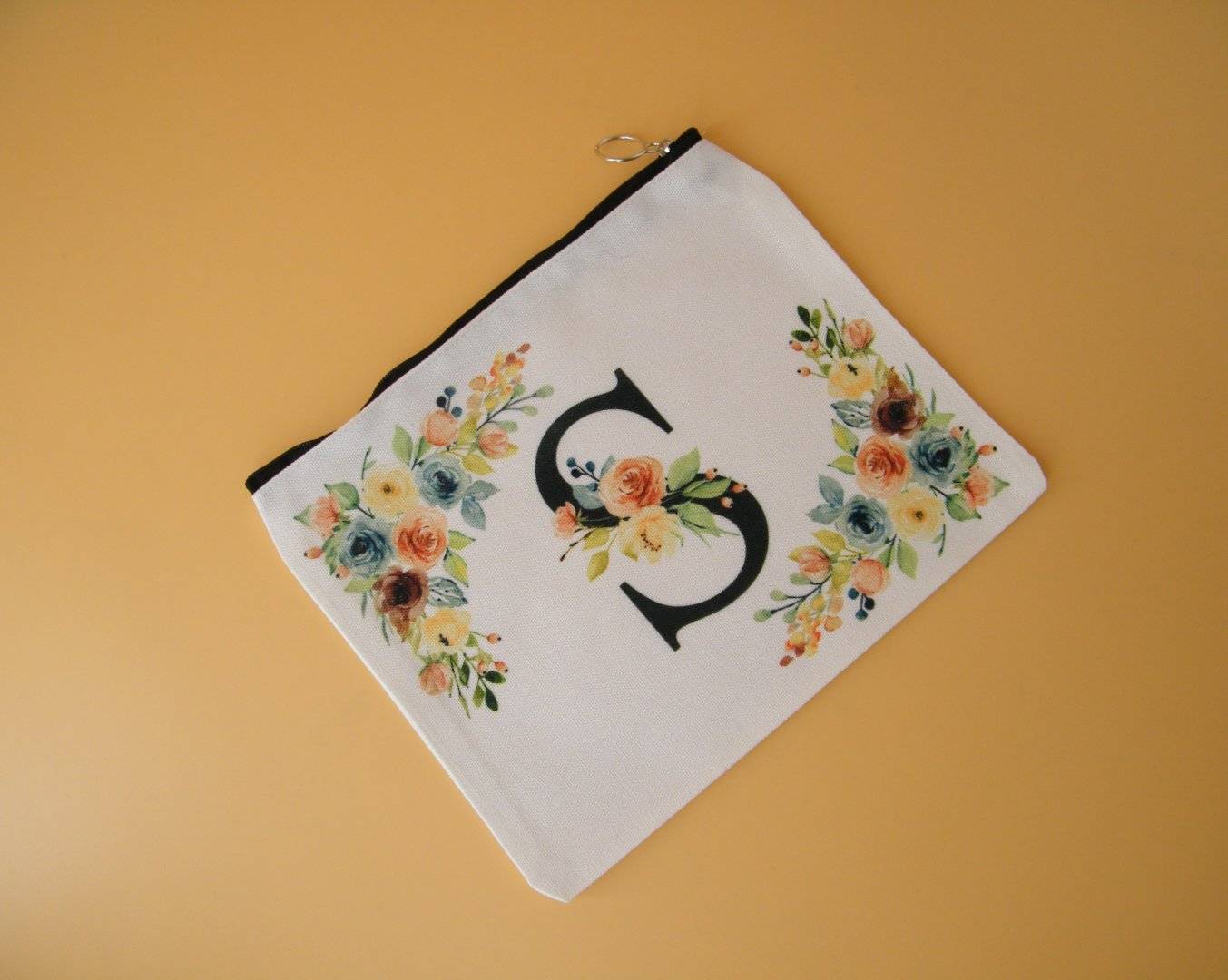 Trusa de accesorii personalizata cu initiala numelui si nume