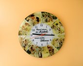 Ceas de perete rotund personalizat cu poze si mesaj „Timpul petrecut in Familie”
